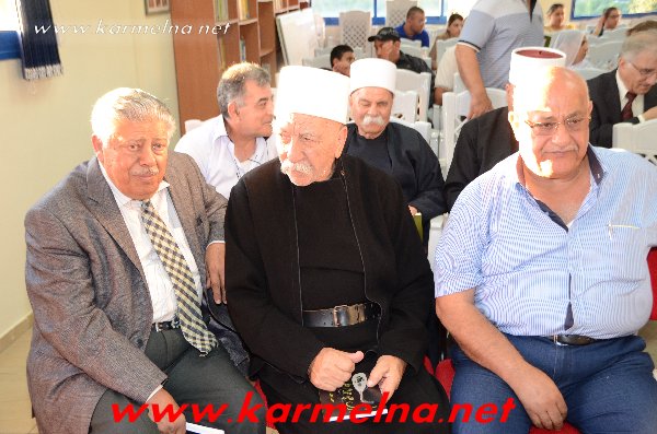 توقيع ديوان:عزف على جراح الصمت للشاعر مجيد حسيسي